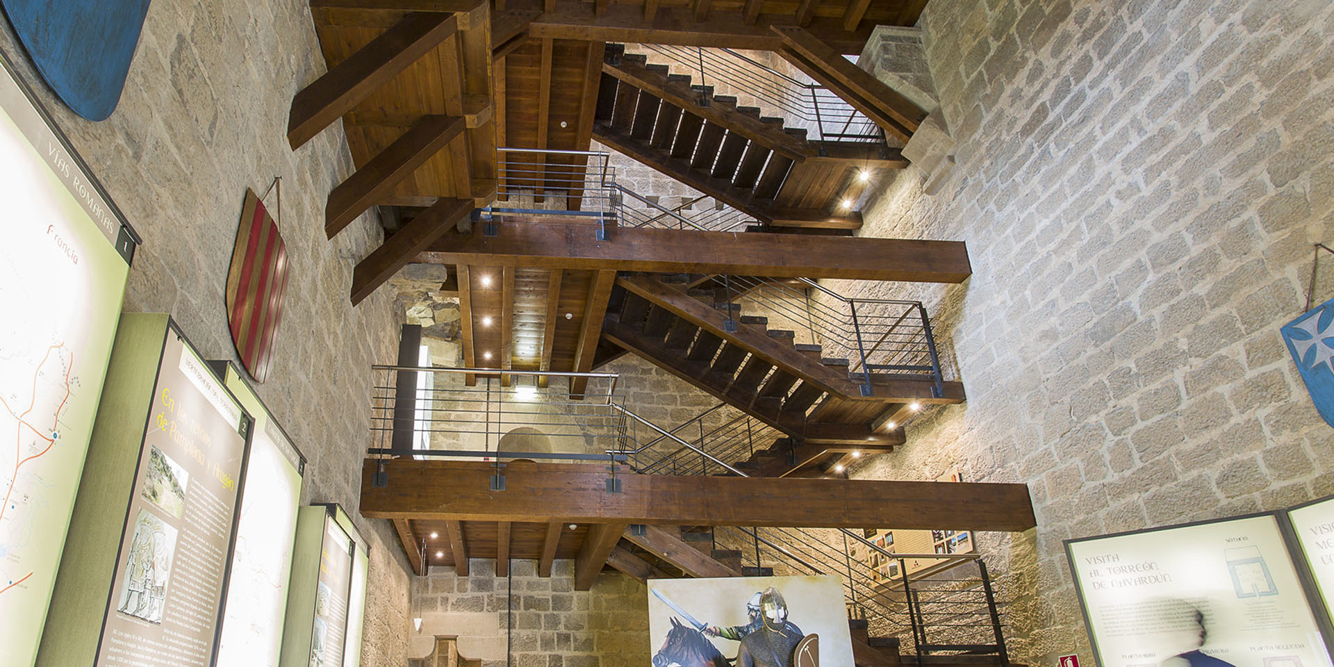 Torreón de Navardun LA TIERRA QUE VIO NACER A FERNANDO II DE ARAGÓN: ROMÁNICO Y NATURALEZA